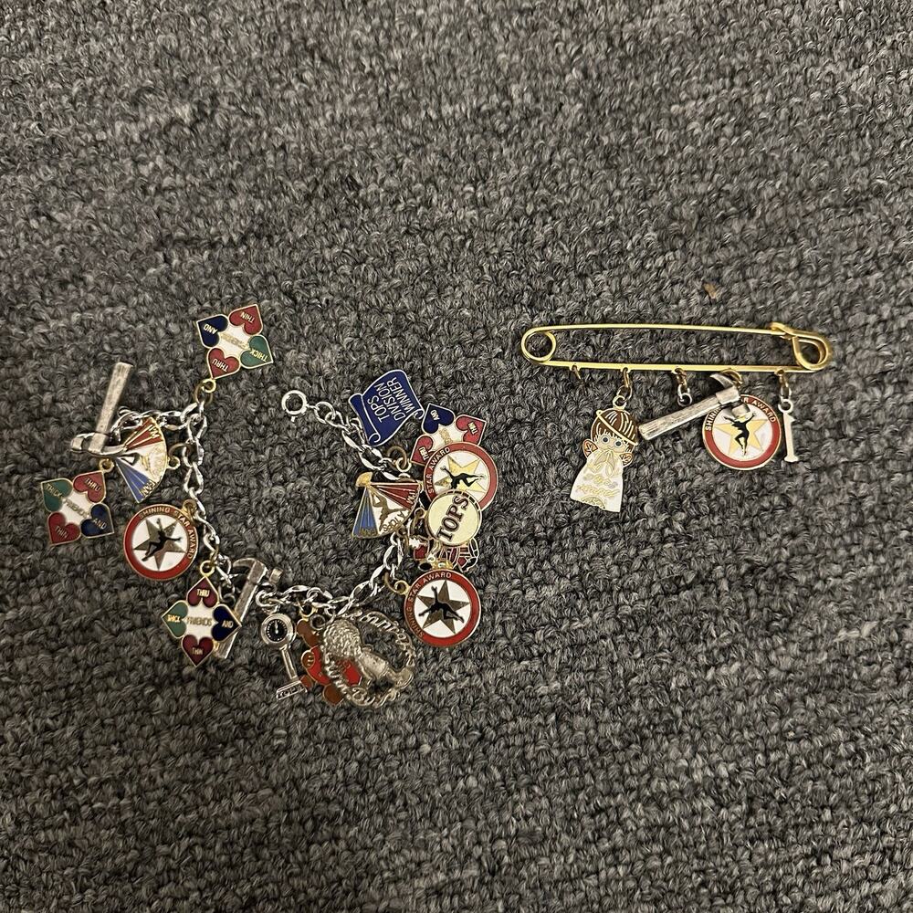 Vintage Tops Weight Loss Charm Bracelet Silvertone Chain Tops Pledge 20 Charms